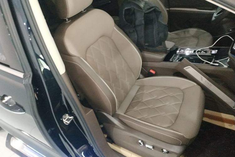 Used Volkswagen Viloran 2023 380TSI Prestige Edition
