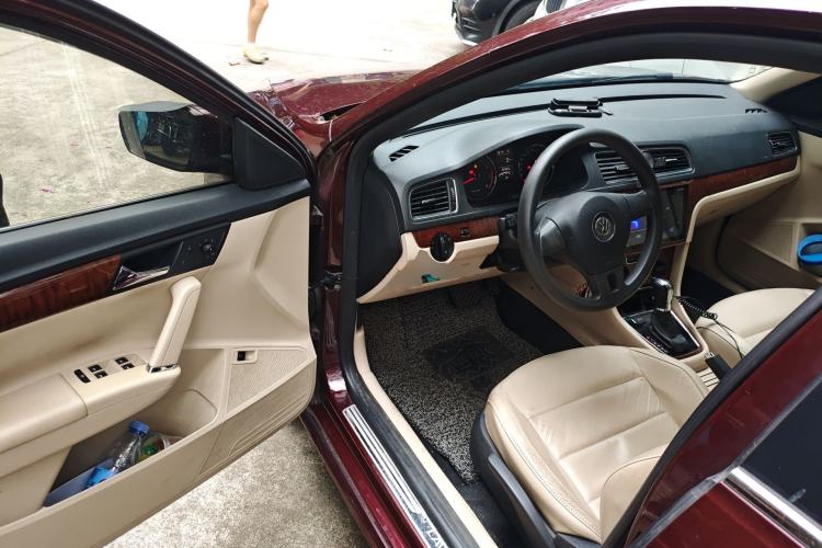 Used Volkswagen Lavida 2013 Restyled Classic 1.6L Automatic Comfort Edition