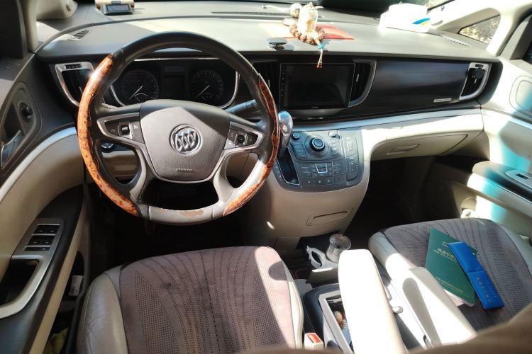 Used Buick GL8 2013 3.0L XT Luxury Business Flagship Edition