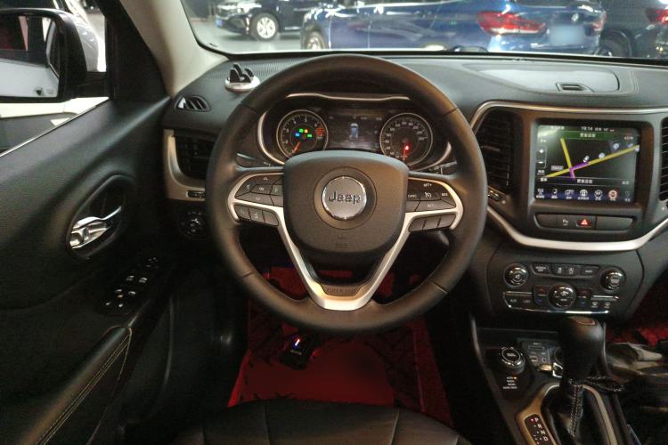 Used Jeep Cherokee 2017 2.4L Professional Smart Edition