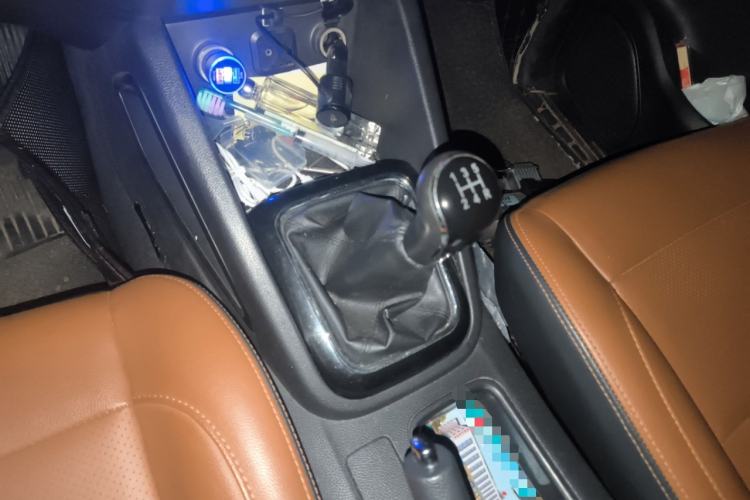 Used Oshan CX70 2016 1.6L Manual Luxury Model
