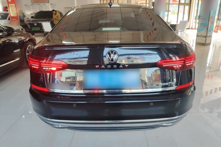 Used Volkswagen Passat 2020 Revised Version 330TSI Luxury Edition China VI Standard