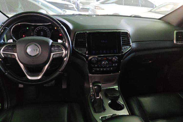 Used Jeep Grand Cherokee 2020 3.0L Professional Navigation Edition