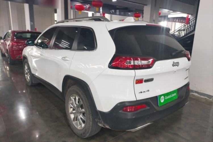 Used Jeep Cherokee 2016 2.4L Superior Edition Rear Left 45 Deg