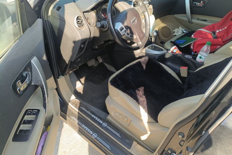 Used Nissan Qashqai 2011 2.0 XV Lea CVT 2WD Driver Seat