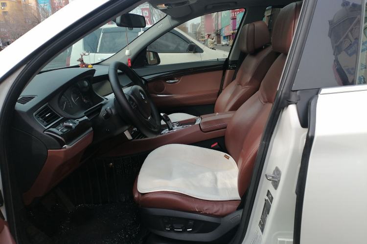 Used BMW 5 Series GT 2013 535i Leading Model Left Front Seat