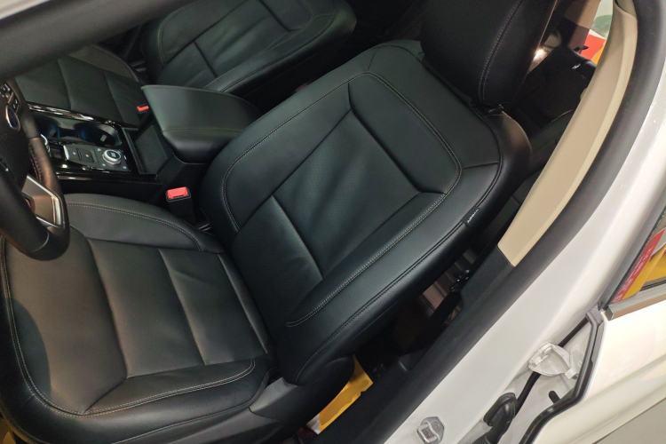 Used Ford Explorer 2020 EcoBoost 285 4x4 Titanium Edition 6 Seats
