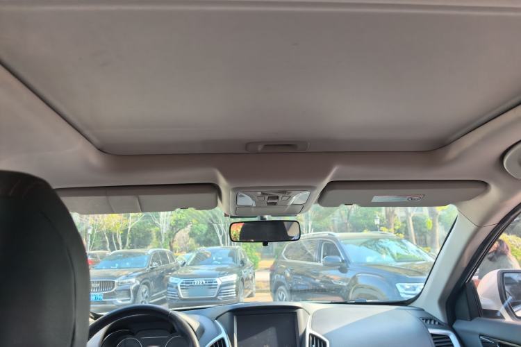 Used Dongfeng Aeolus AX7 2016 2.3L Automatic ZhiZun Version