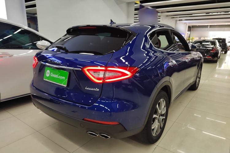 Used Maserati Levante 2018 3.0T Classic Edition Rear Right 45 Deg