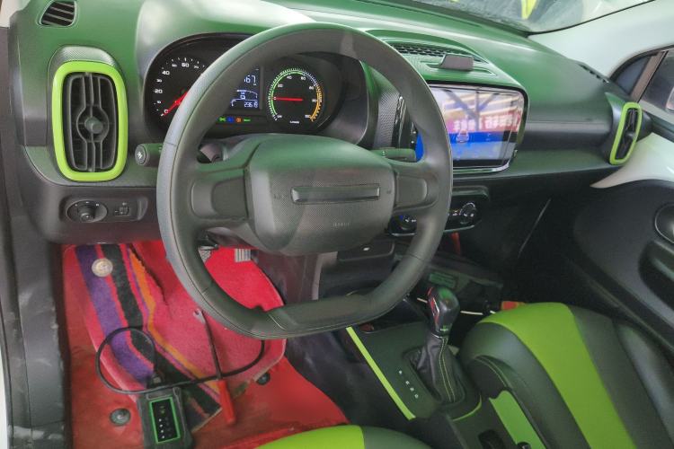 Used Roewe Clever 2021 302 km New Four-Seater Super-Efficient Version