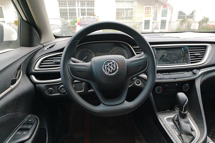 Used Buick GT 2021 1.3T Automatic Mild Hybrid Elite Version Steering Wheel