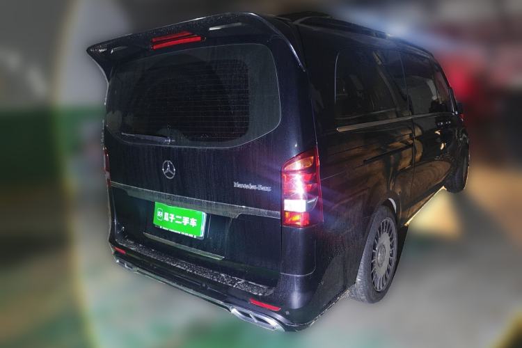 Used Mercedes-Benz Vito 2021 2.0T Elite Version 7 Seats Rear Right 45 Deg