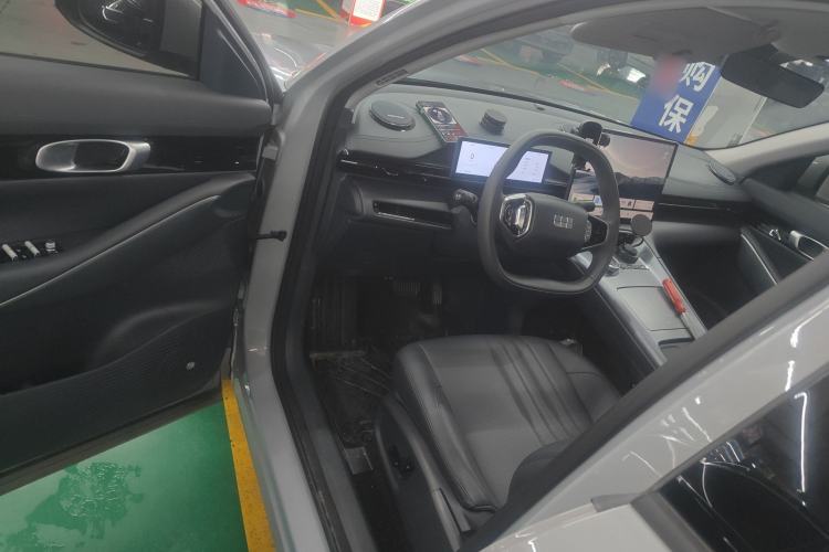 Used Geely Galaxy E5 2024 530km Long-Range Version Driver Seat