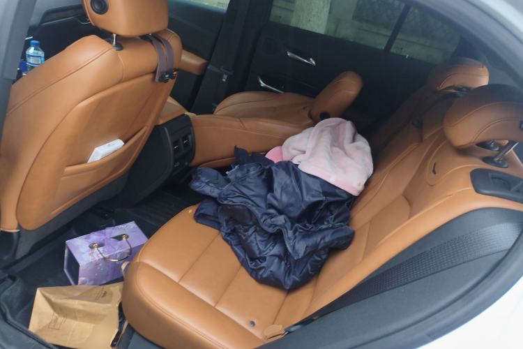 Used Cadillac XT4 2022 28T Two-Wheel Drive Prestige Version