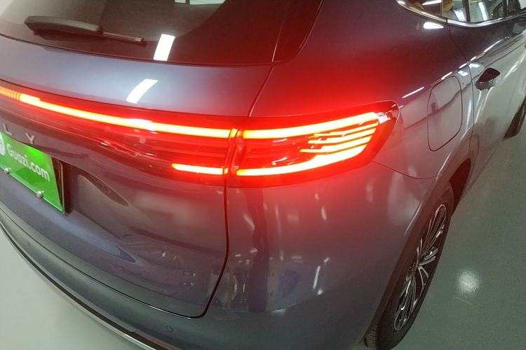 Used Geely Galaxy Xingjian 7 EM-i 2025 120km Flagship Edition