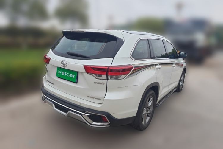 Used Toyota Highlander 2018 2.0T Four-Wheel Drive Luxury Edition 7 Seats China V Emission Standard Rear Right 45 Deg