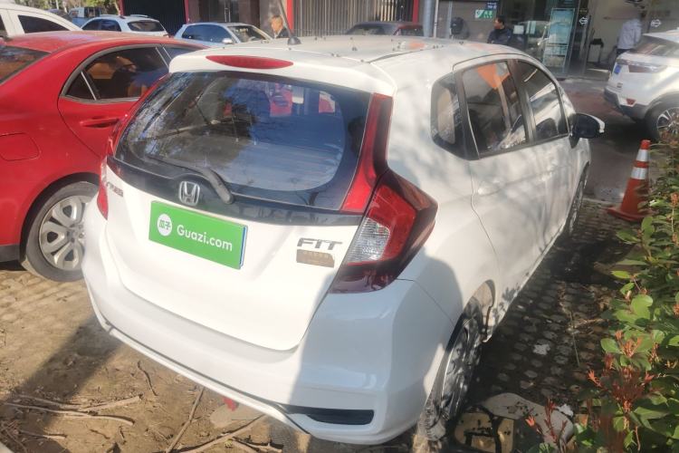 Used Honda Fit 2018 1.5L Manual Comfort Version