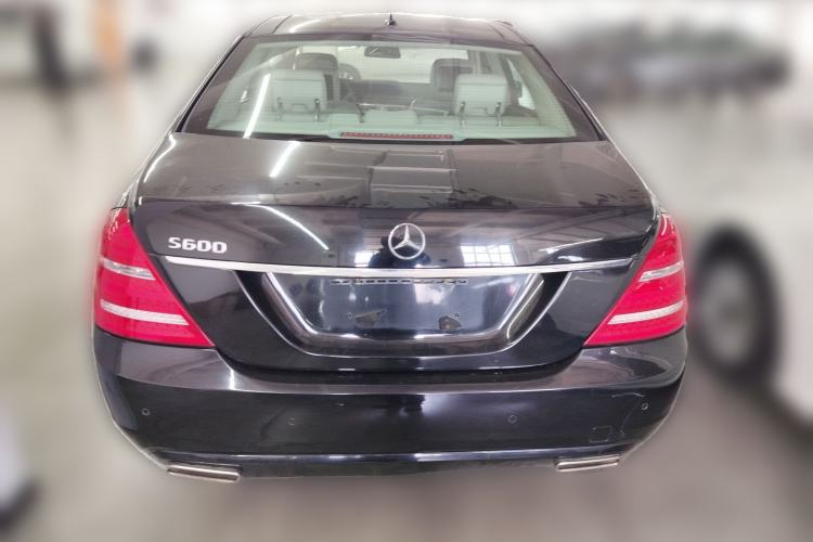 Used Mercedes-Benz S-Class 2010 S 350 L Luxury Model Rear