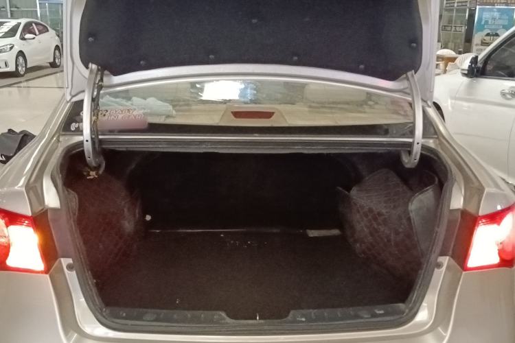 Used Roewe 350 2014 1.5L Manual Xunchi Edition
