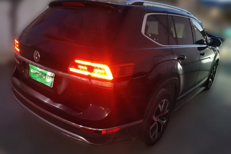 Used Volkswagen Teramont 2017 380TSI Four-Wheel Drive Luxury Edition Rear Right 45 Deg