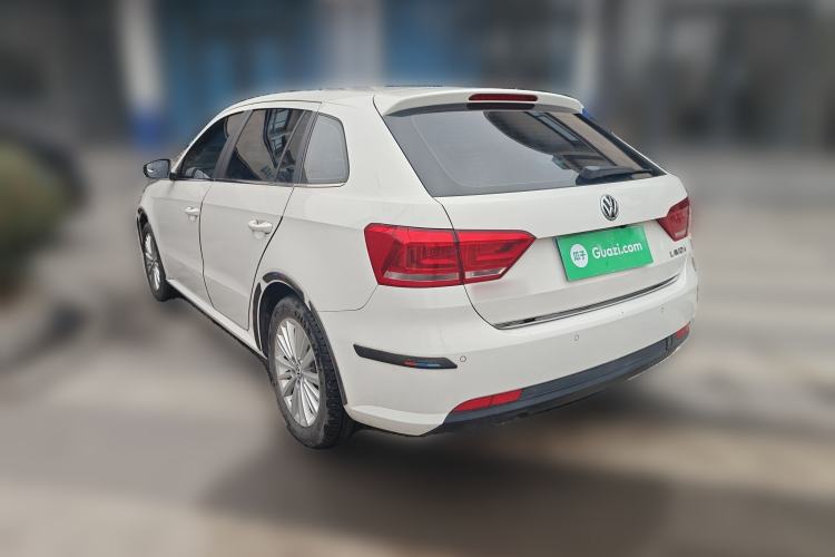 Used Volkswagen Gran Lavida 2014 1.6L Automatic Sport Edition
