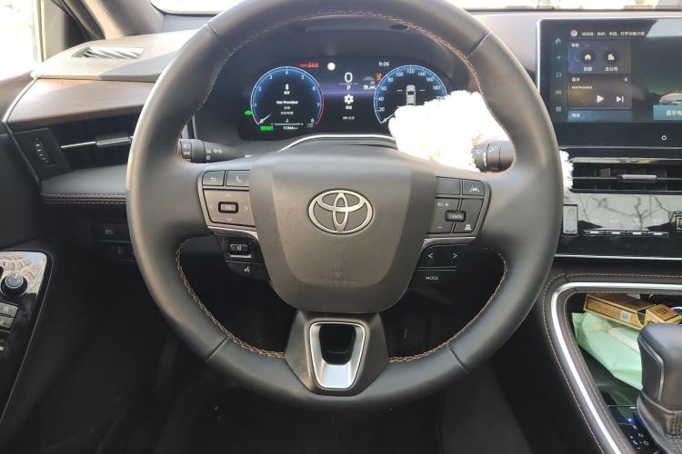 Used Toyota Avalon 2024 Dual-Motor 2.0L Luxury Edition