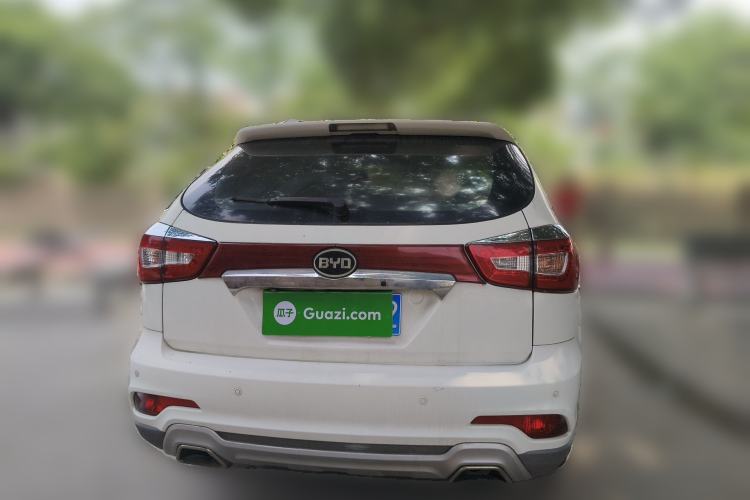 Used BYD S7 2015 2.0T Automatic Prestige Model
