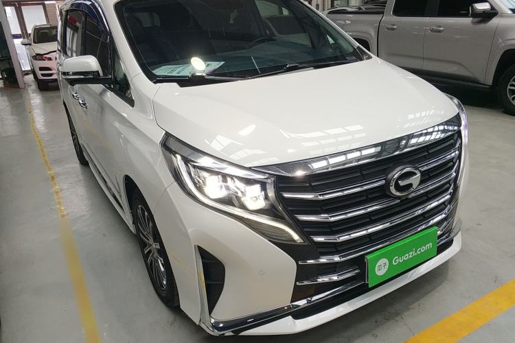 Used GAC Trumpchi M8 2023 Lingxiu Series 390T Ultimate Edition Front Right 45 Deg