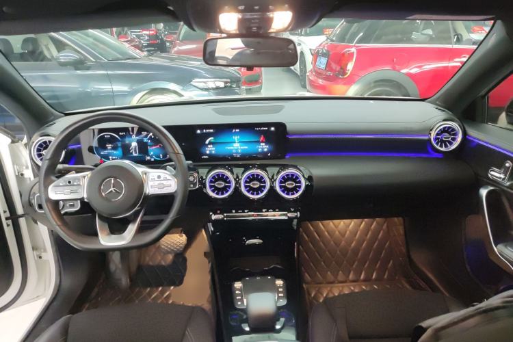 Used Mercedes-Benz A-Class 2021 A 200 L Sport Sedan Fashion Model