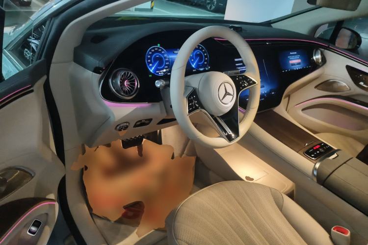 Used Mercedes-Benz EQS 2023 450+ Pioneer Edition Driver Seat