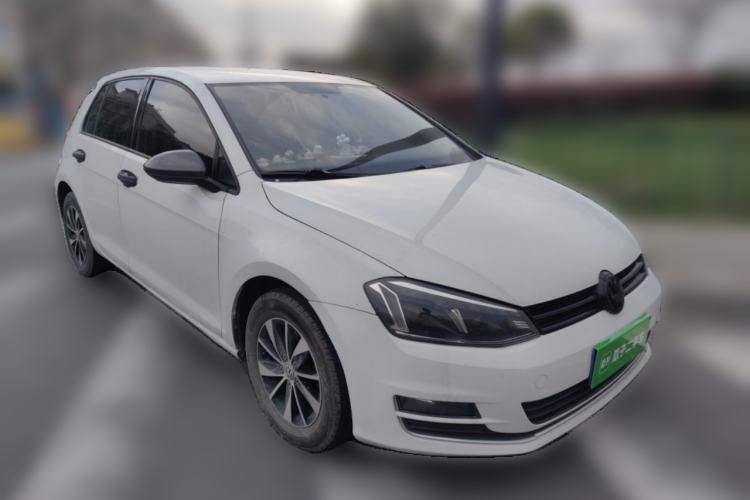 Used Volkswagen Golf 2016 1.6L Automatic Fashion Model
