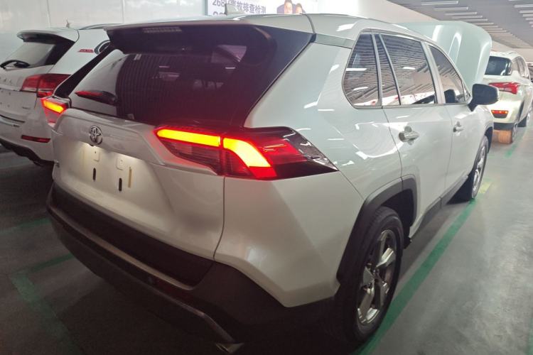 Used Toyota RAV4 2021 2.0L CVT 4x4 Style PLUS Edition
