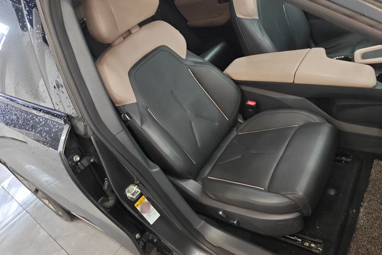 Used Deepal SL03 2022 515 Pure Electric Version Right Front Seat