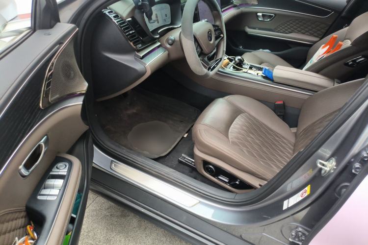 Used BYD Han 2024 DM-i Glory Edition 121KM Premium Model