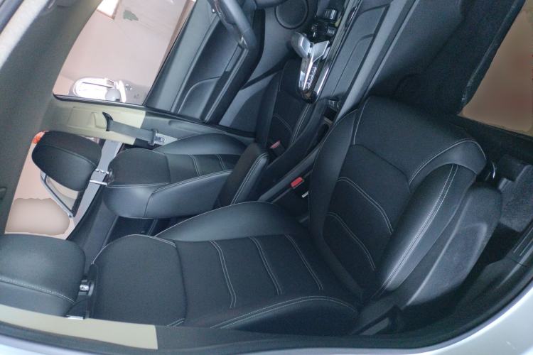 Used BYD Yuan New Energy 2019 EV535 Smart Connect Trendsetting Model
