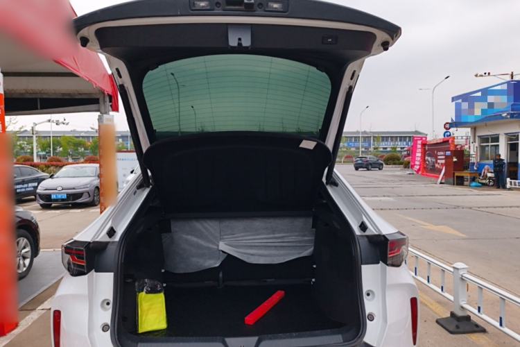 Used Volkswagen ID.UNYX 2024 Revised Pro Long-Range Version Trunk