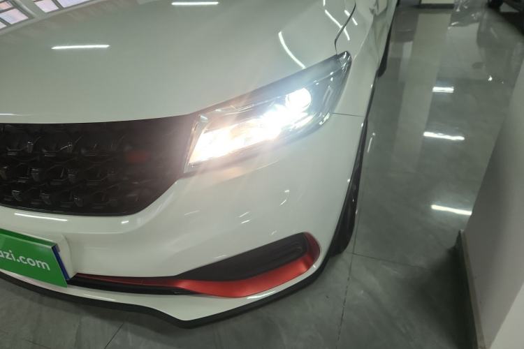 Used Dongfeng Fengon 580 2021 Revised Edition ☆ Star Version 1.5 TGDI Automatic Prestige Grade Left Front Headlight