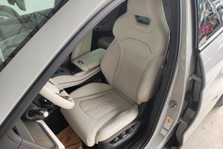 Used Denza N7 2025 630 All-Wheel Drive Intelligent Driving Dual-Laser Flagship Edition Left Front Seat