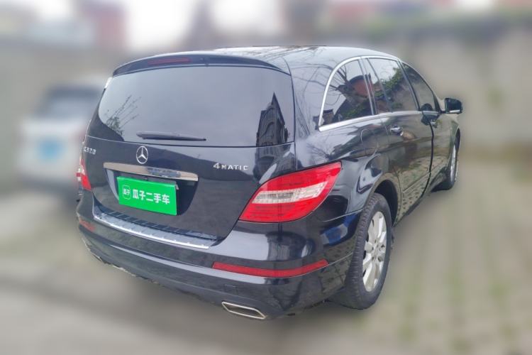 Used Mercedes-Benz R-Class 2017 R 320 4MATIC Business Edition Prestige Model