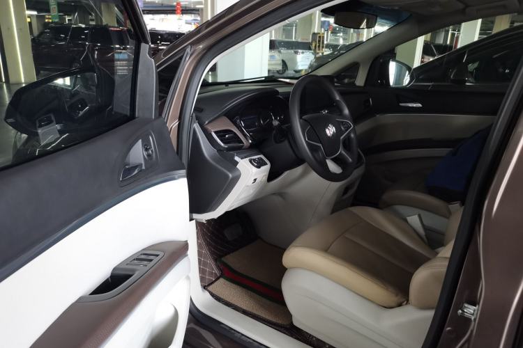 Used Buick GL8 2021 Land Cruiser Executive Class 652T Comfort Model