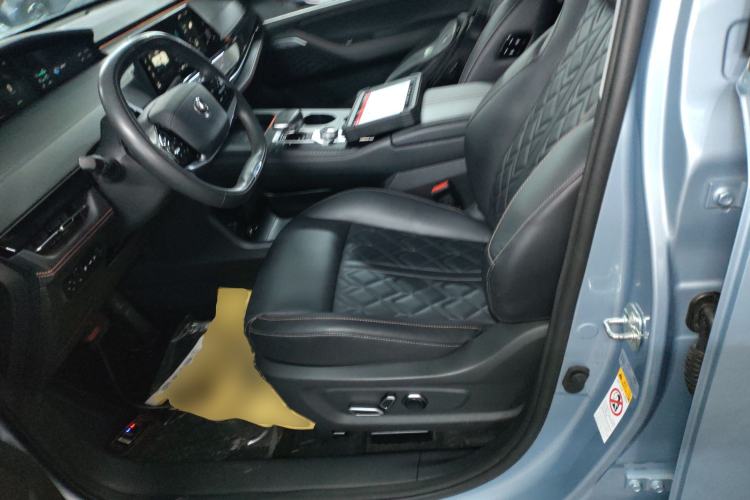 Used CHANGAN UNI-K iDD 2022 Blue Whale iDD 130km 1.5T Prestige Model