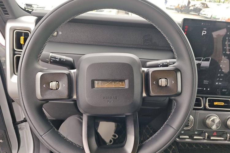 Used iCAR V23 2025 501 Four-Wheel Drive Intelligent Driving Version Steering Wheel