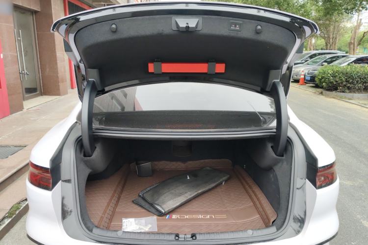 Used BYD Han 2022 EV Genesis Edition 715 km Front-Wheel-Drive Flagship Model
