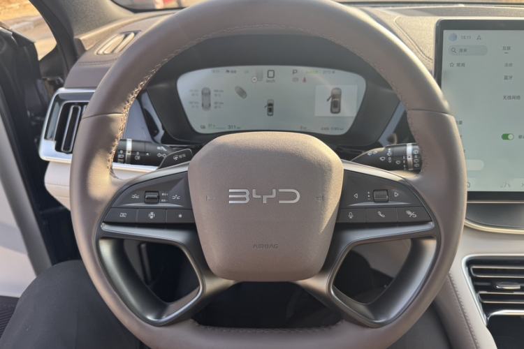 Used BYD Song PLUS New Energy 2025 EV Smart Drive Edition 605km Flagship Model
