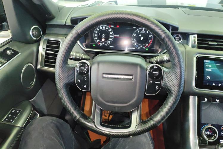 Used Land Rover Range Sport 2021 3.0 L6 SE Steering Wheel