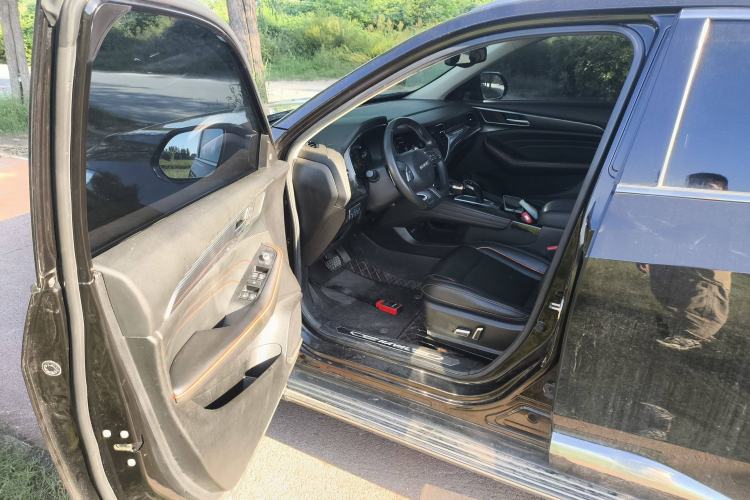 Used Haval F7 2021 2.0T All-Wheel Drive iJoy