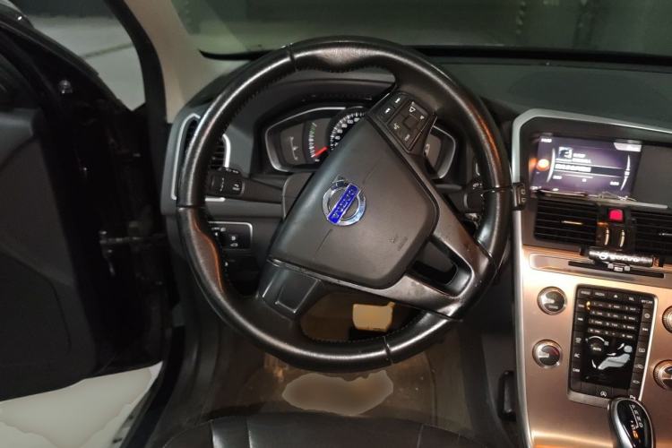 Used Volvo XC60 2017 T5 Smart Upgrade Edition
