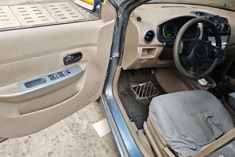 Used Wuling Hongguang 2010 1.2L Standard Version China IV Driver Seat