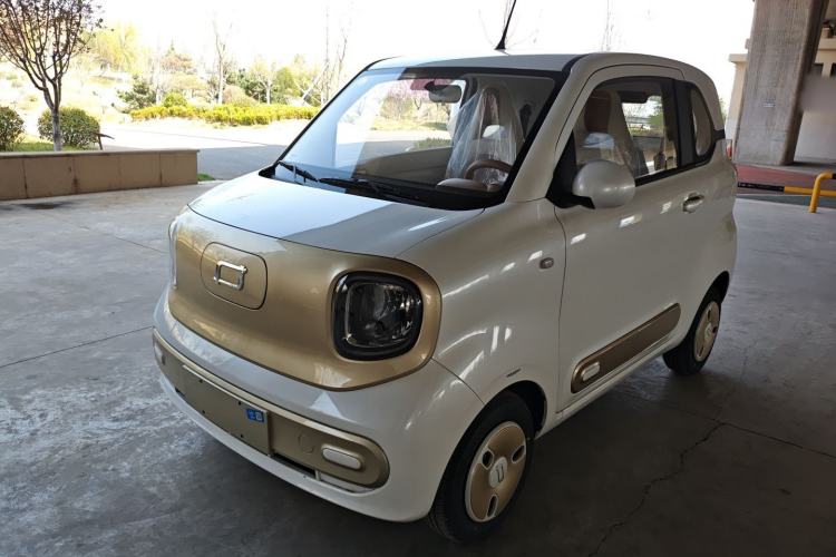 Used Bestune Pony 2025 222km Range Agile Horse