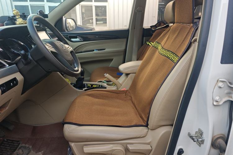 Used Baojun 730 2016 1.5L Manual Comfort Version 7 Seats China V Emission Standard
